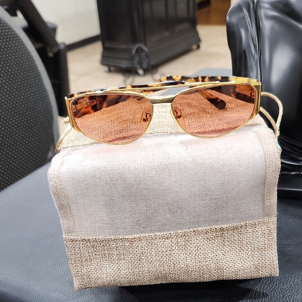 VINTAGE SERENGETI TORTOISE SHELL SUNGLASSES